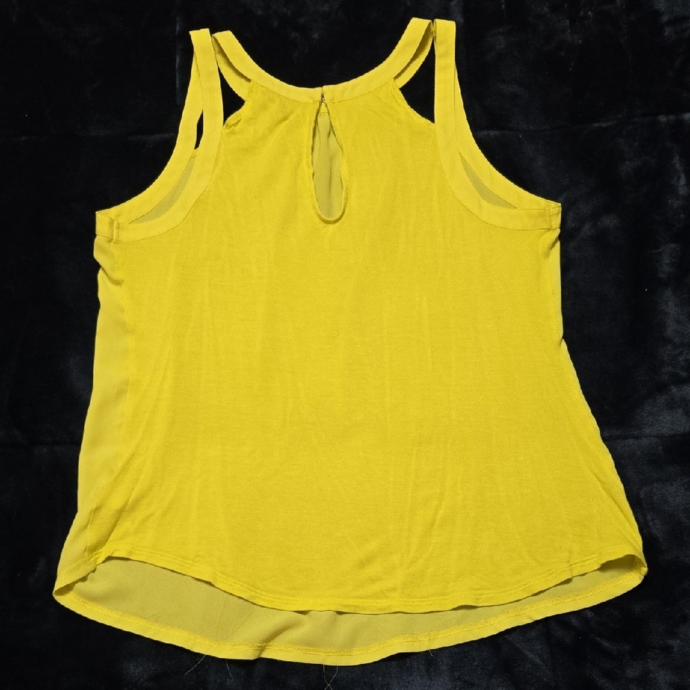 💥LAST CHANCE💥 Express Yellow Tank Top with Racerback Style - Picture 2 of 4